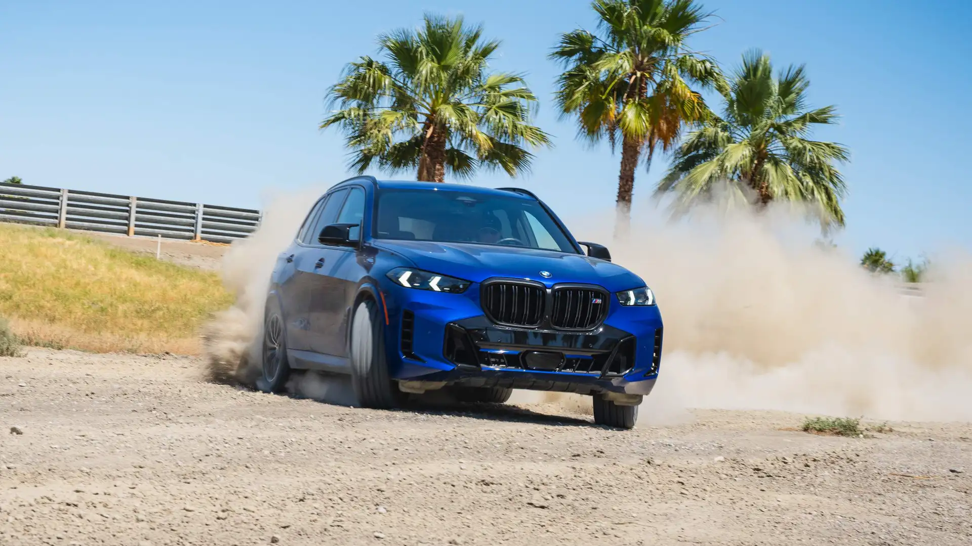 BMW X5 off-road