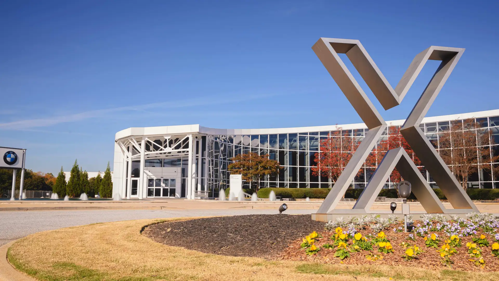 The BMW Zentrum museum with its steel X sculpture outside